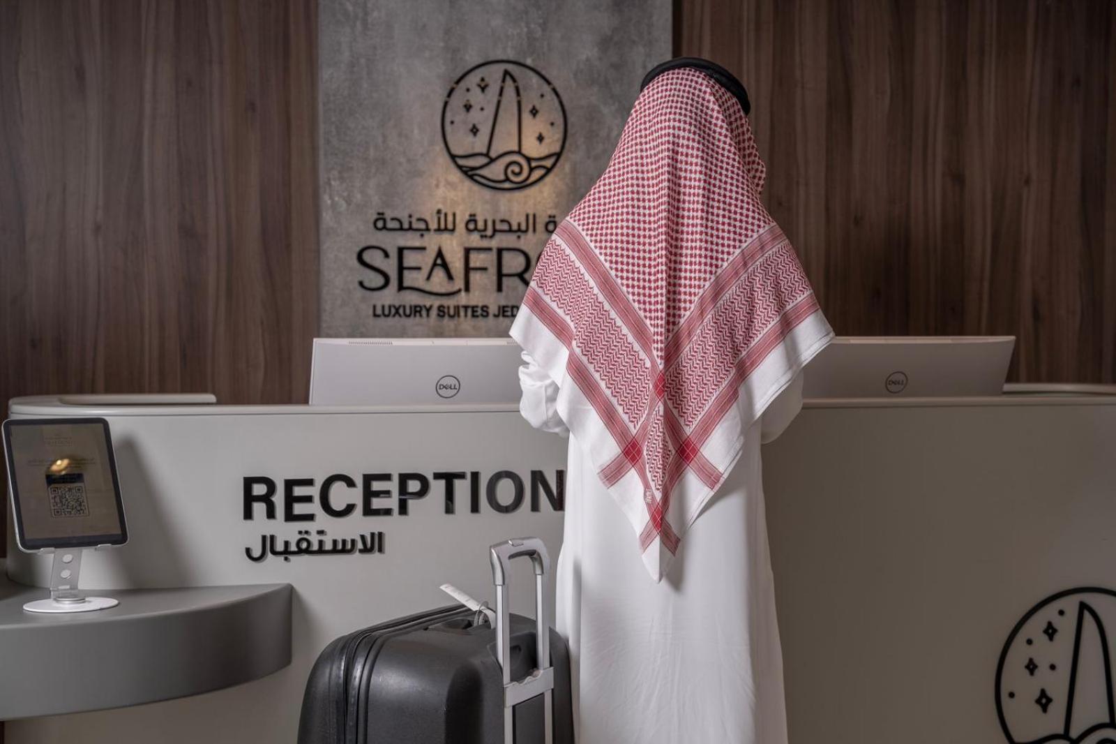 Seafront Luxury Suites Jeddah Corniche Bagian luar foto